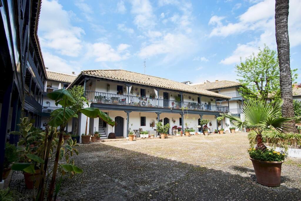 Corral Central Oasis Sevilla Exterior foto